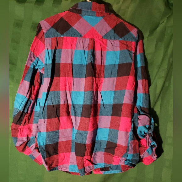 Red and Blue Plaid Long Sleeve Full Button Up Shirt - Picture 3 of 3
